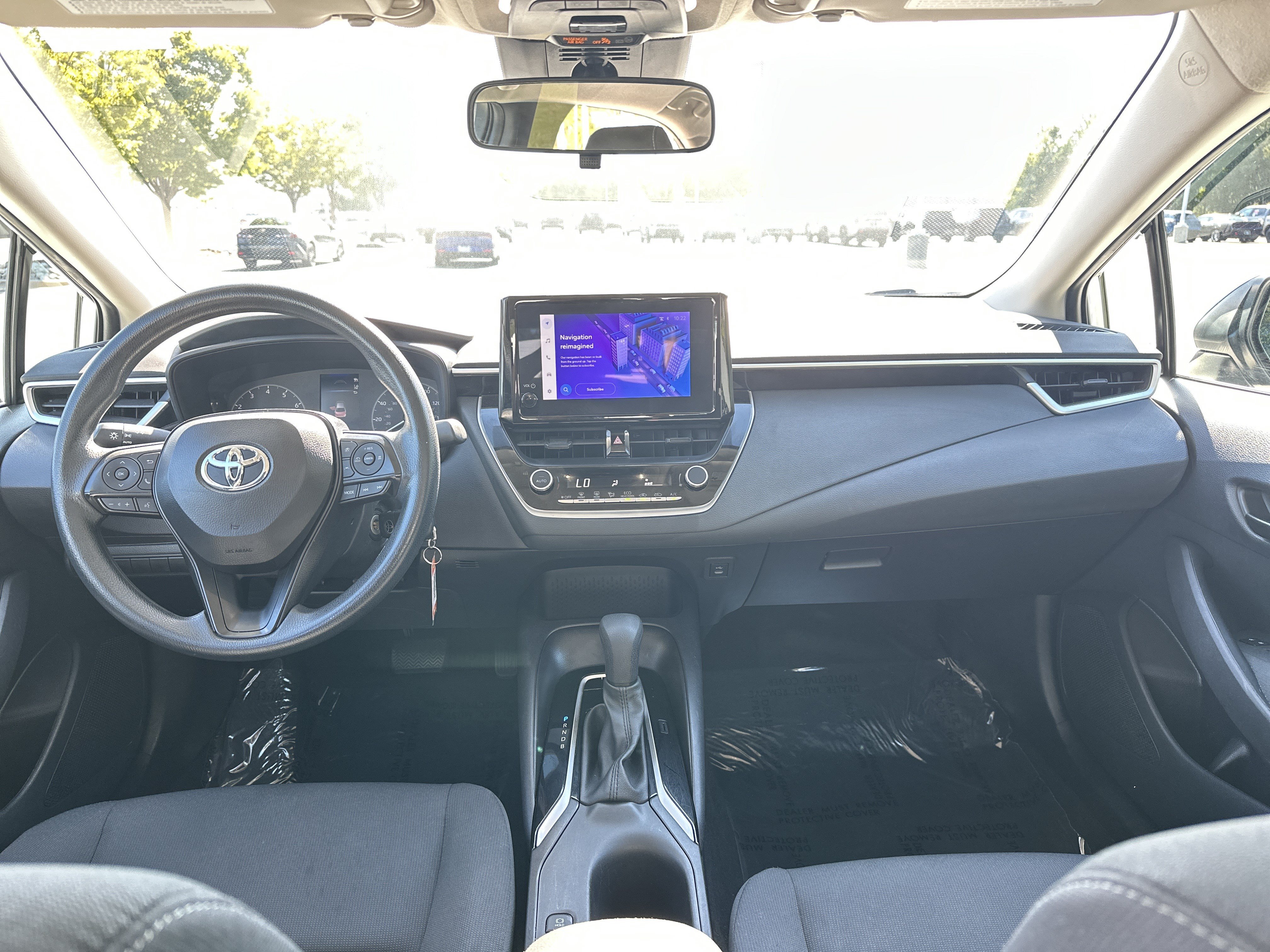 Used 2024 Toyota Corolla LE FWD image 29