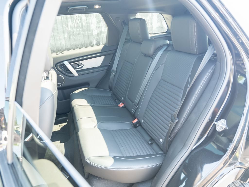New 2026 Land Rover Discovery Sport Landmark AWD/4WD image 23