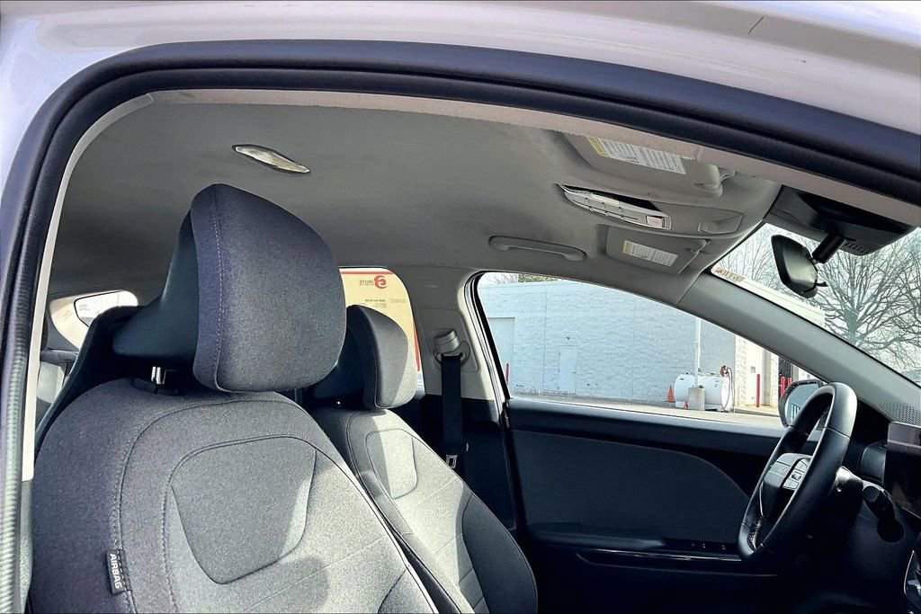 Used 2025 Kia K4 EX image 23