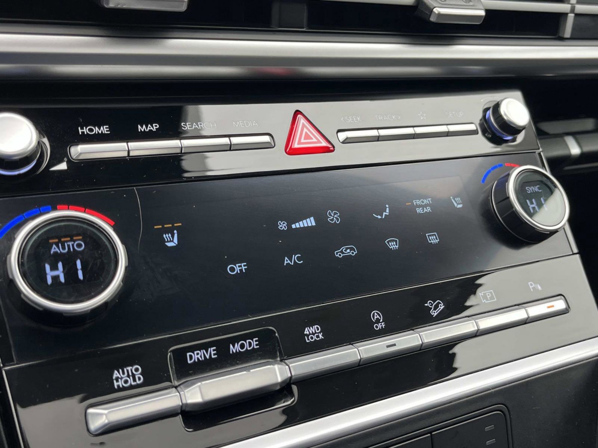 Used 2024 Hyundai Santa Fe XRT image 38