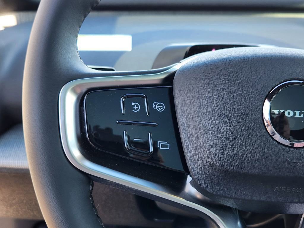 New 2026 Volvo EX30 Cross Country Ultra image 8