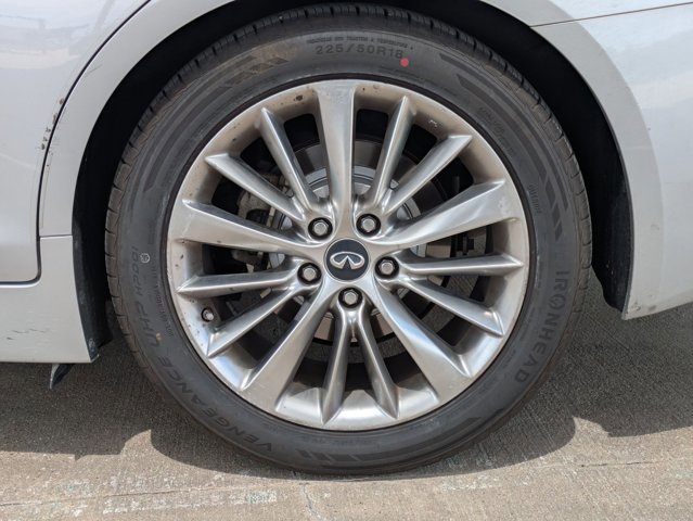 Used 2018 INFINITI Q50 Luxe w/ Essential Package (3.0T Luxe) RWD image 9