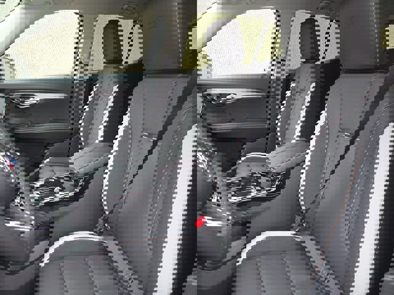 New 2025 Buick Envision Sport Touring image 54