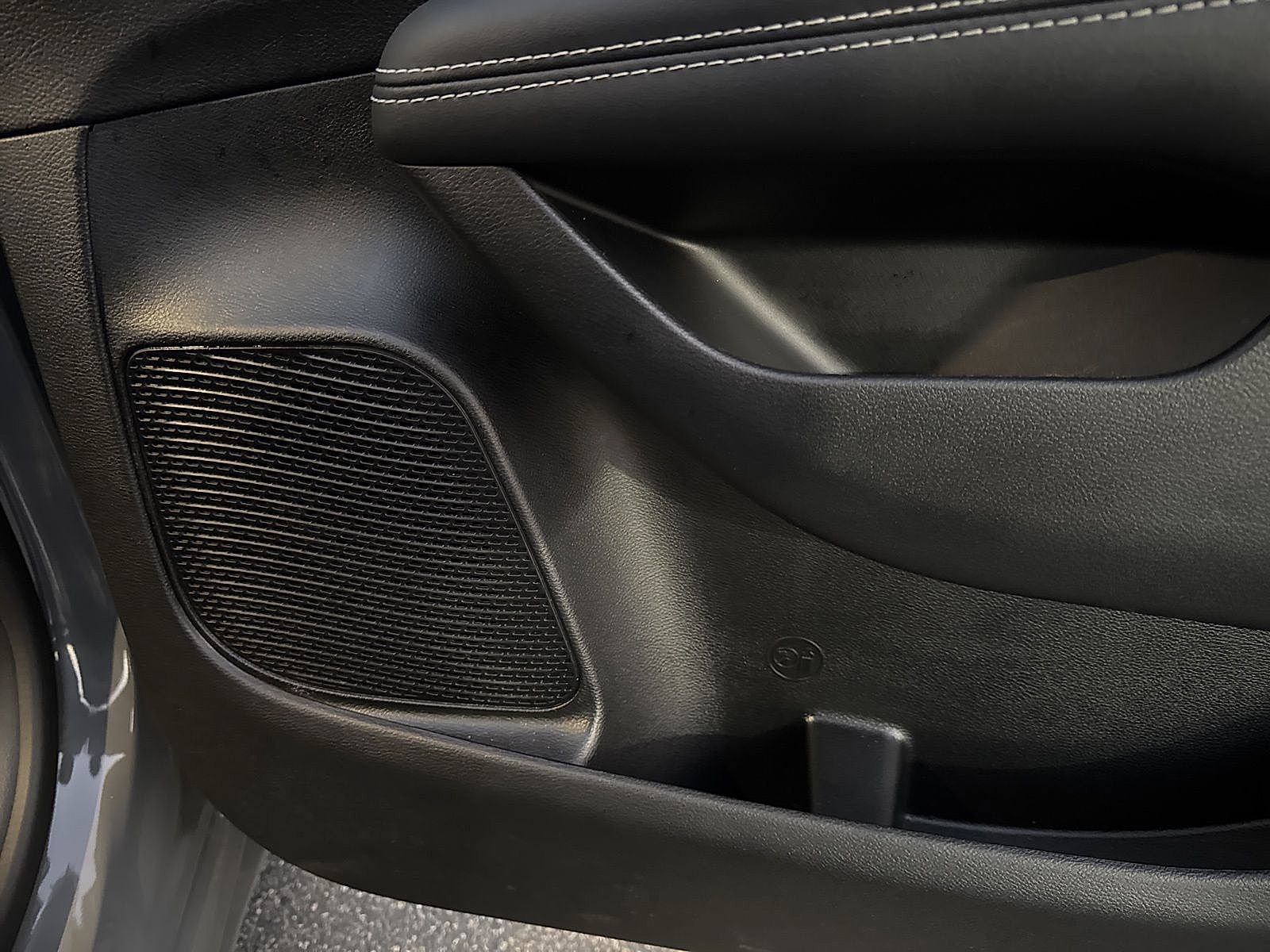 Used 2023 Chrysler Pacifica Limited w/ S Appearance Package image 35