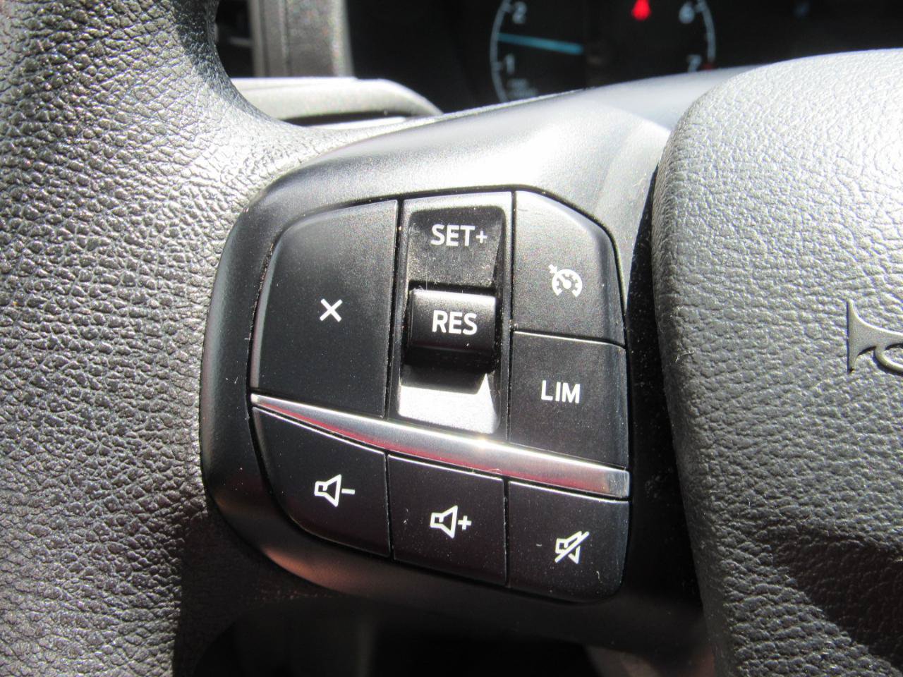 Used 2025 Ford Transit 250 Low Roof w/ Exterior Upgrade Package RWD image 17