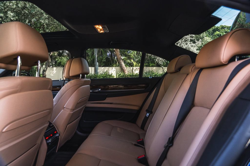 Used 2014 BMW 740i RWD image 22