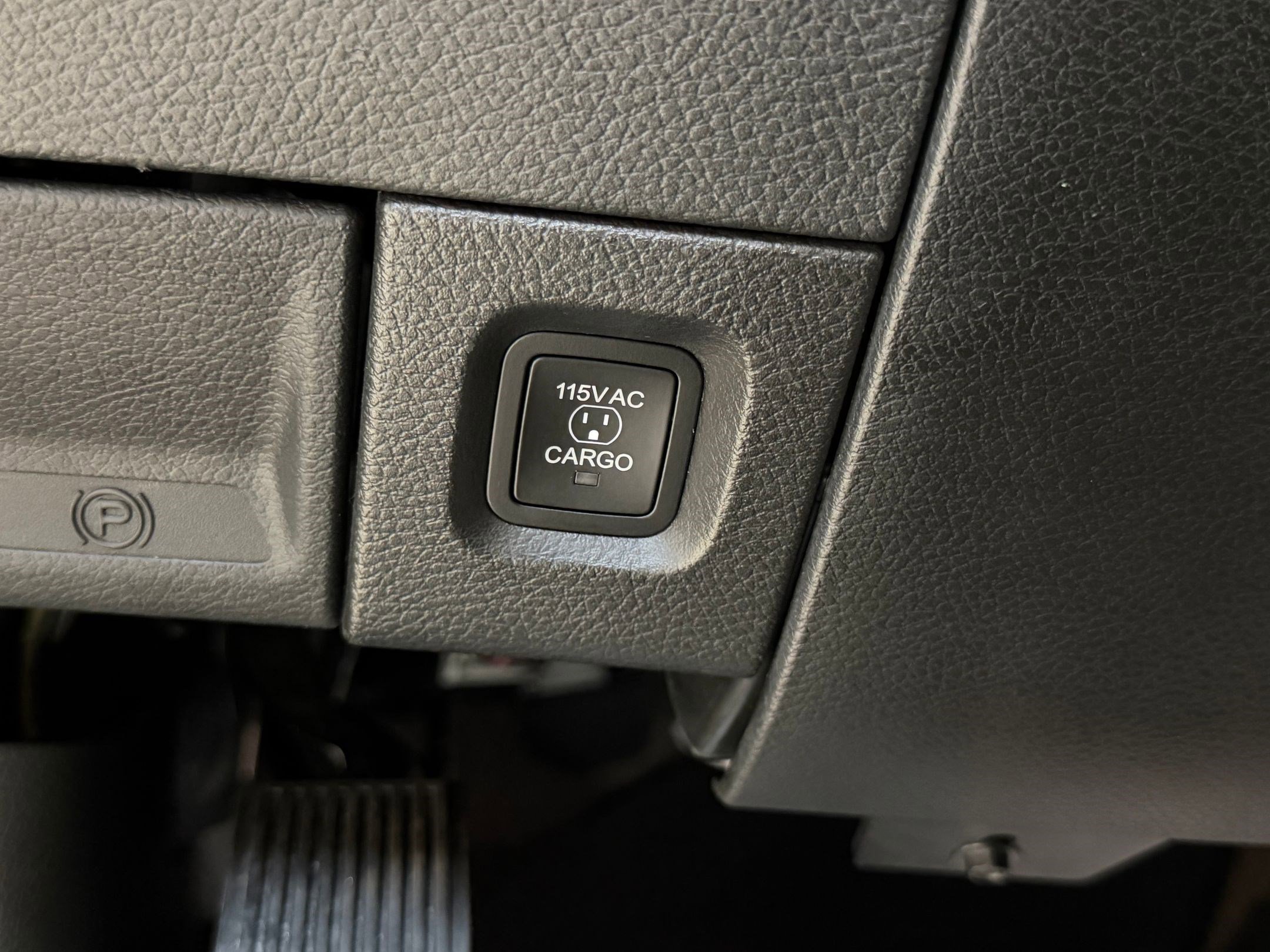 Used 2024 RAM 2500 Rebel image 18