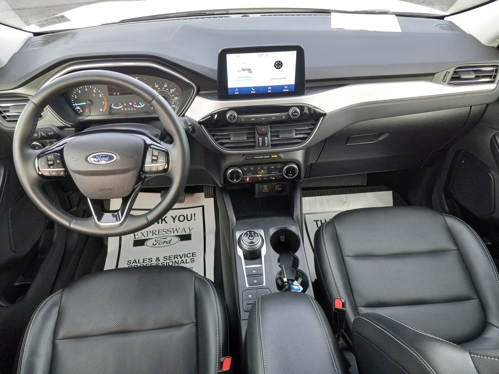 Used 2022 Ford Escape SEL image 17
