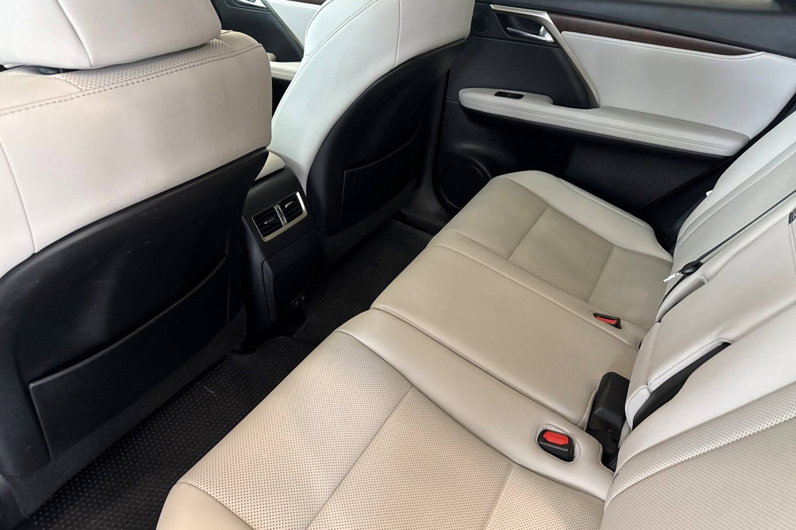 Used 2022 Lexus RX 350 FWD w/ Premium Package image 11