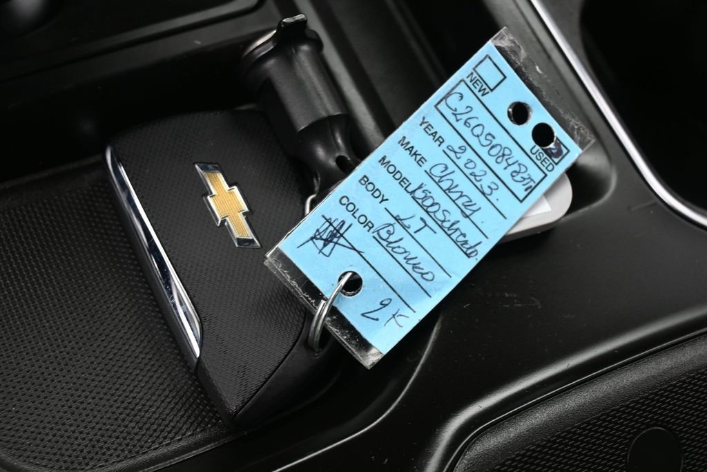 Used 2023 Chevrolet Silverado 1500 LT RWD image 28