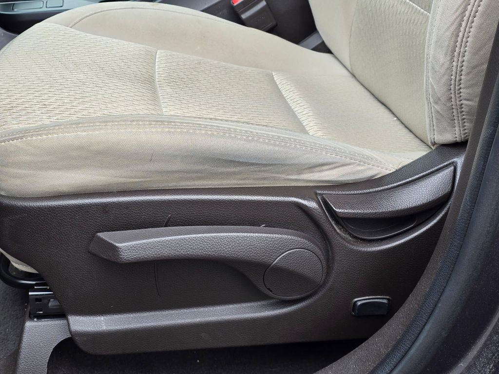 Used 2018 Hyundai Santa Fe Sport FWD image 13