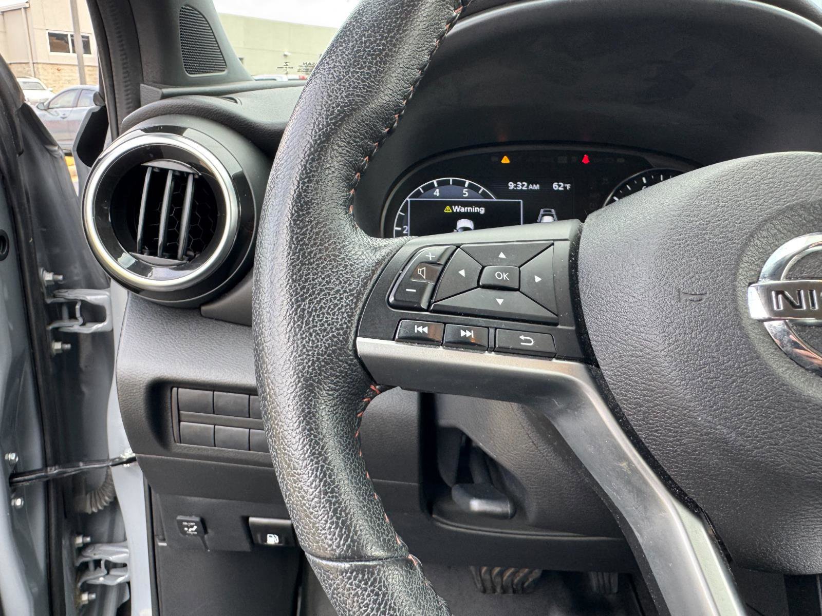 Used 2021 Nissan Kicks SR w/ SR Premium Package image 15