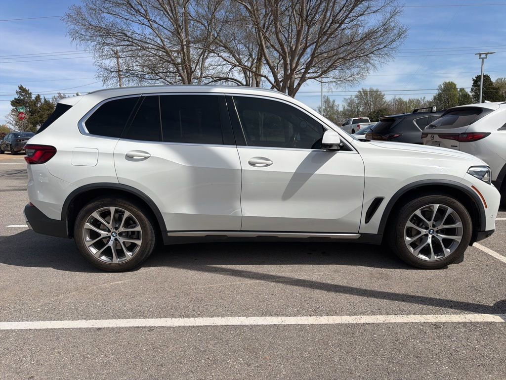 Used 2019 BMW X5 xDrive40i w/ Premium Package 2 image 7