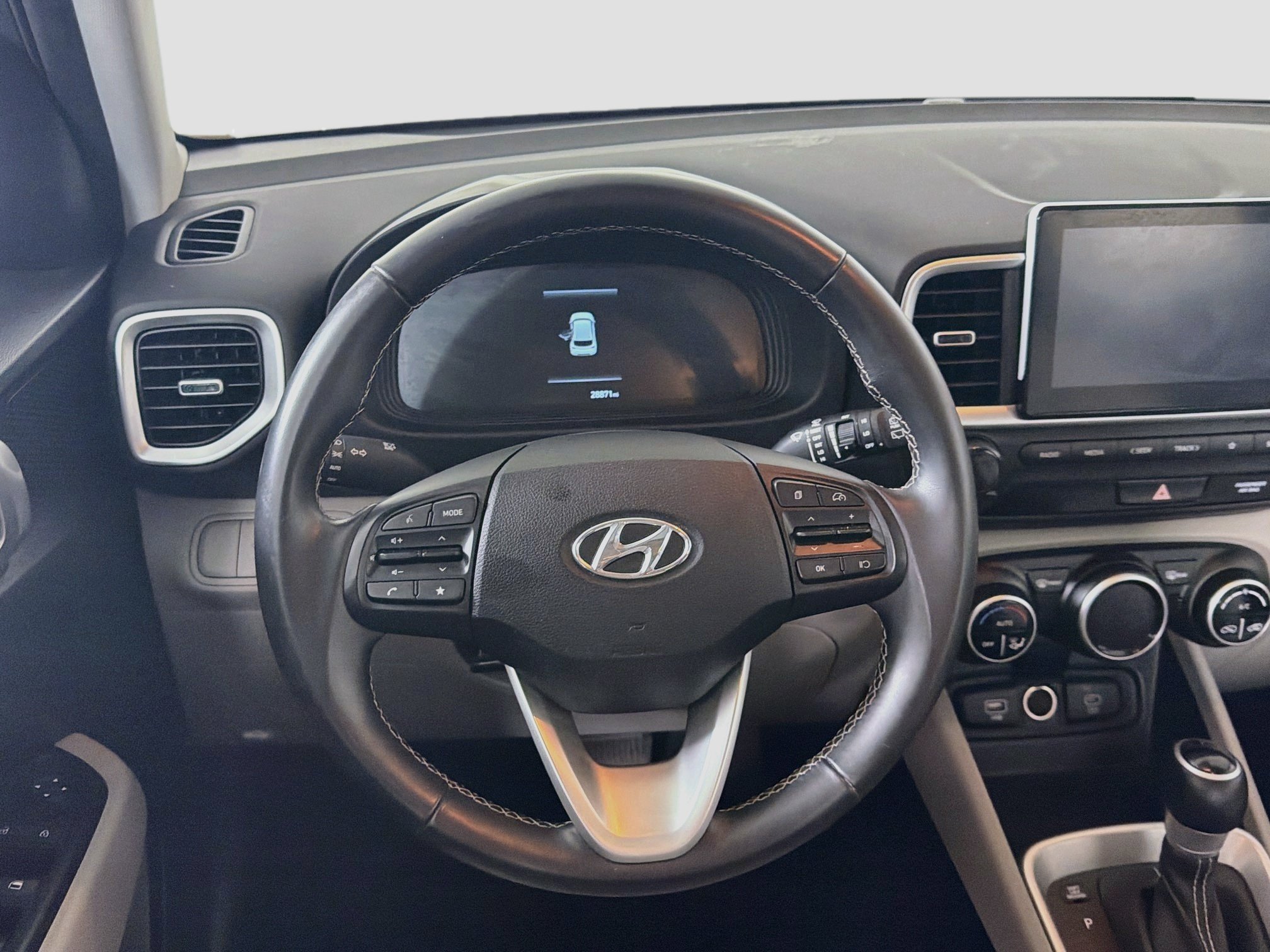 Used 2025 Hyundai Venue SEL FWD image 17