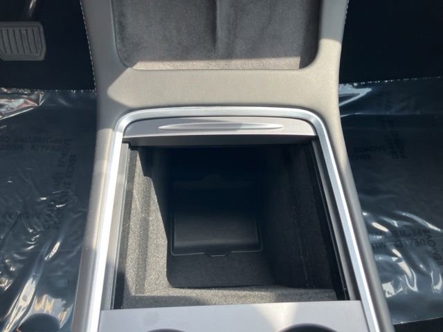 Used 2023 Tesla Model Y Long Range image 17