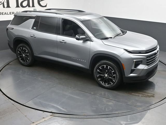New 2026 Chevrolet Traverse LT w/ Enhanced Driving Package FWD image 17