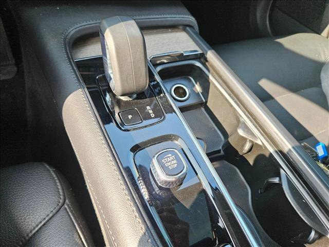Used 2023 Volvo S90 B6 Plus AWD/4WD image 19