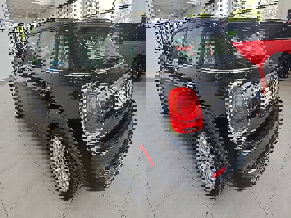 Used 2016 MINI Cooper S w/ Premium Package FWD image 9