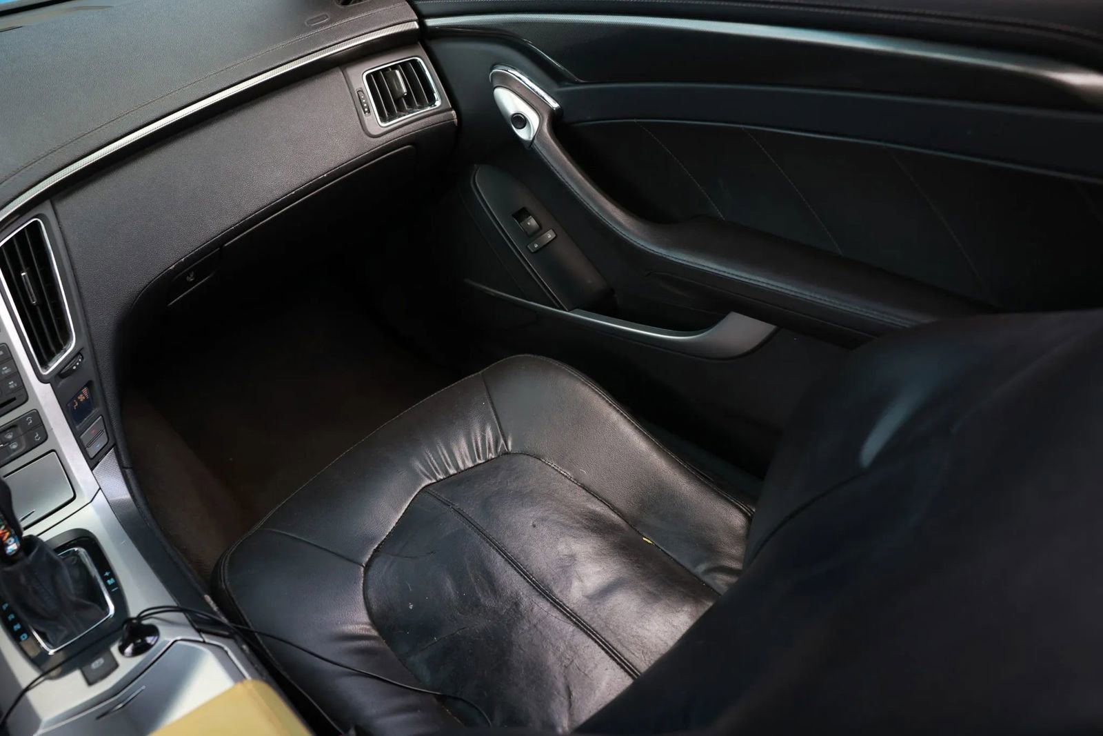 Used 2011 Cadillac CTS Coupe RWD image 14