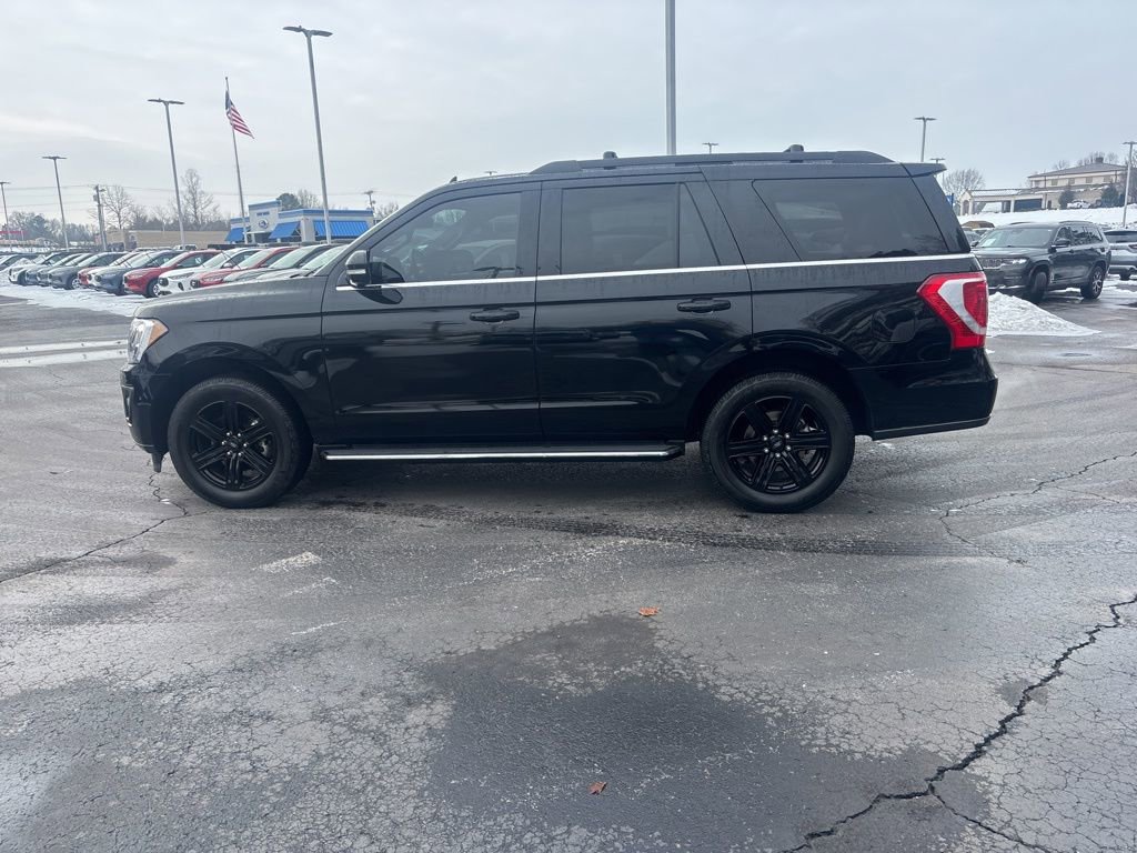 Used 2021 Ford Expedition XLT image 5