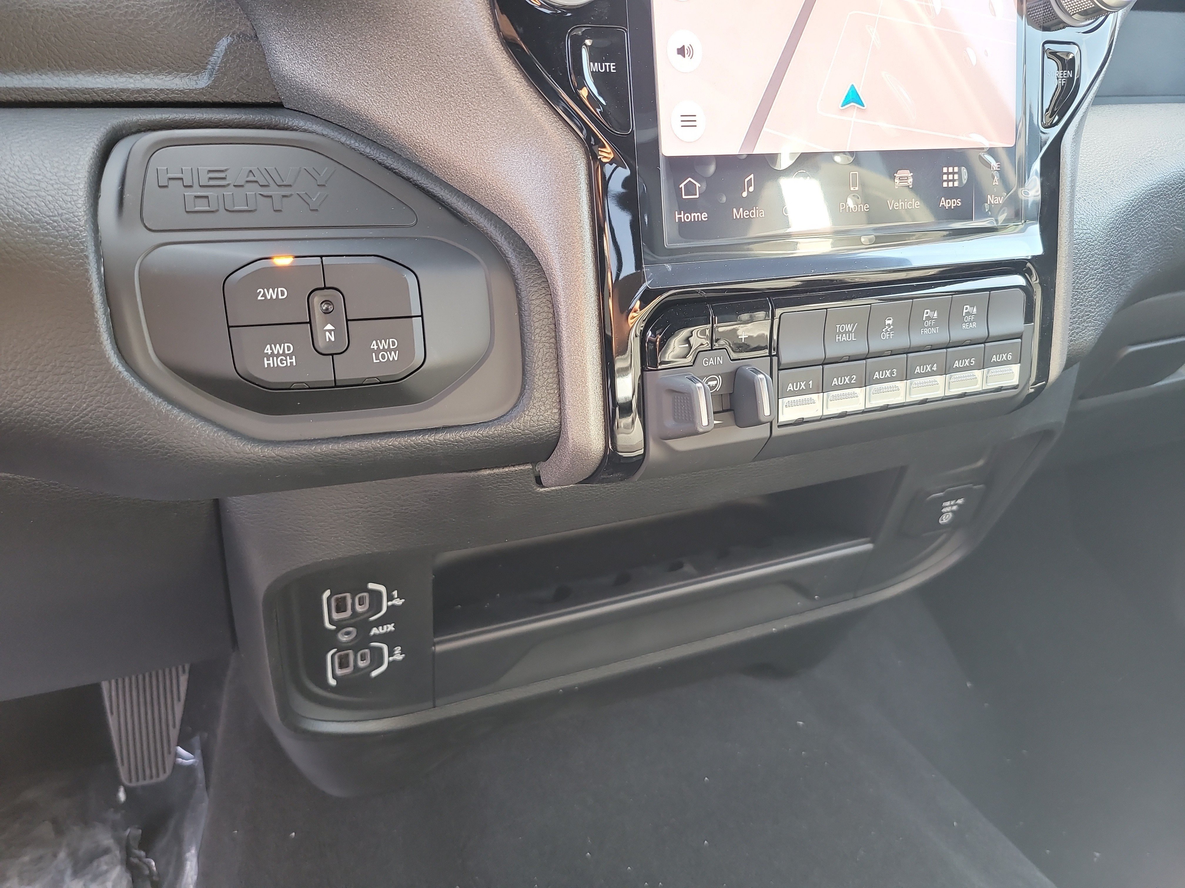 New 2026 RAM 2500 Tradesman AWD/4WD image 18