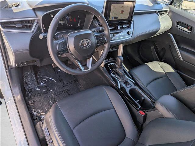 Used 2024 Toyota Corolla Cross XLE FWD image 10