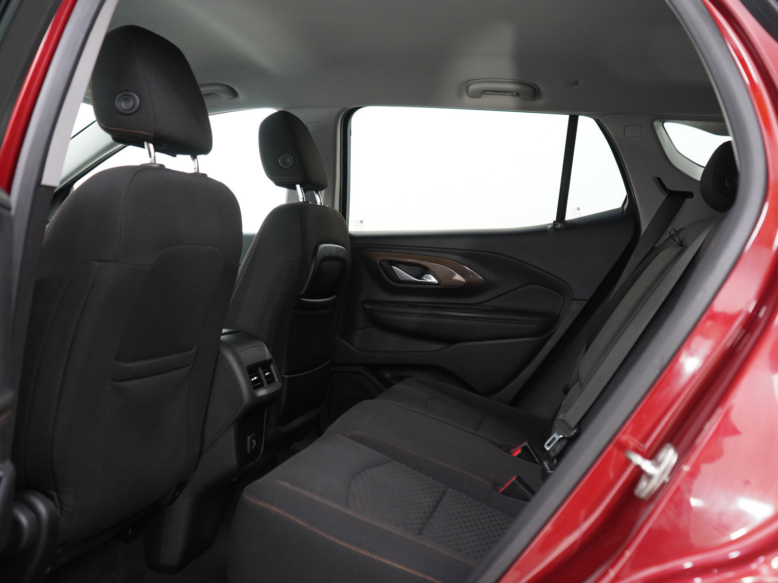 Used 2018 GMC Terrain SLE image 17