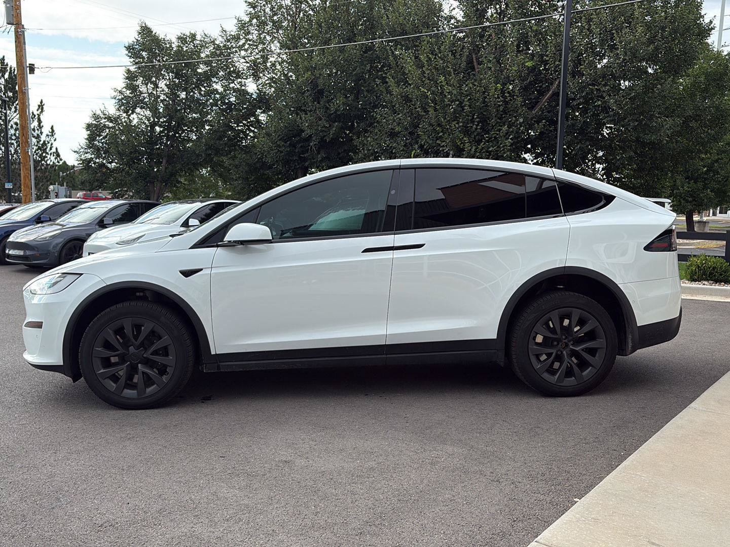 Used 2023 Tesla Model X Plaid AWD/4WD image 5