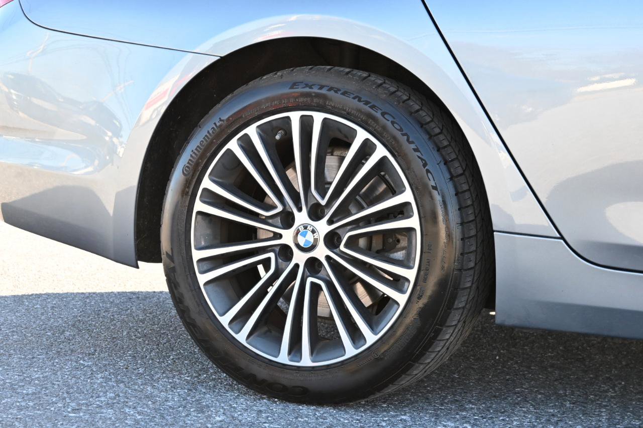 Used 2019 BMW 530i xDrive image 14