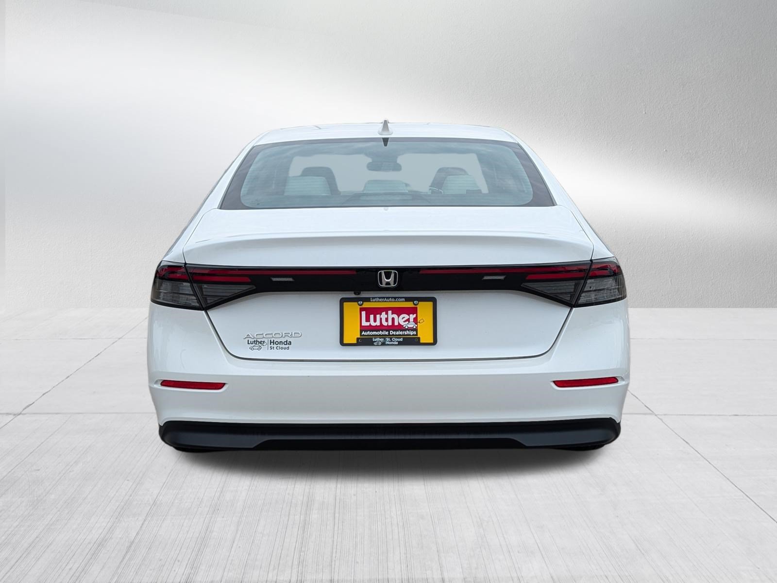 Used 2024 Honda Accord EX image 6