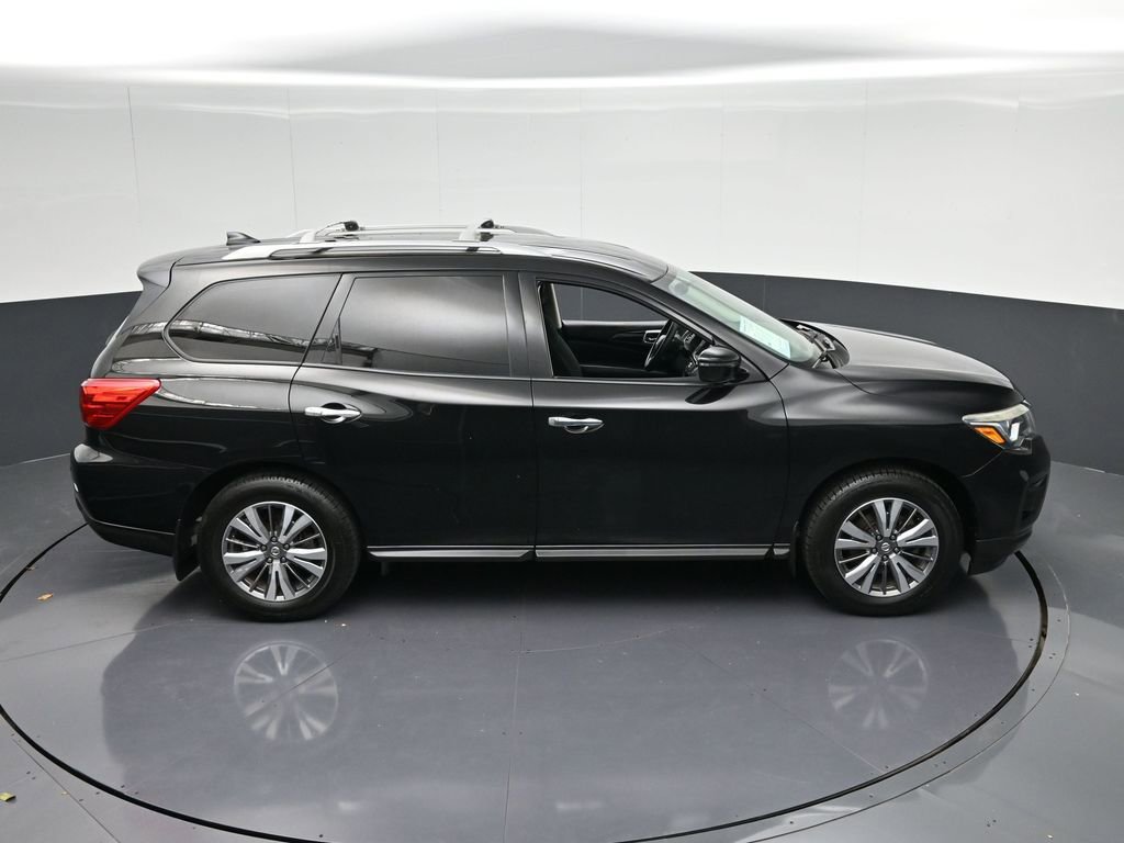 Used 2019 Nissan Pathfinder S image 24