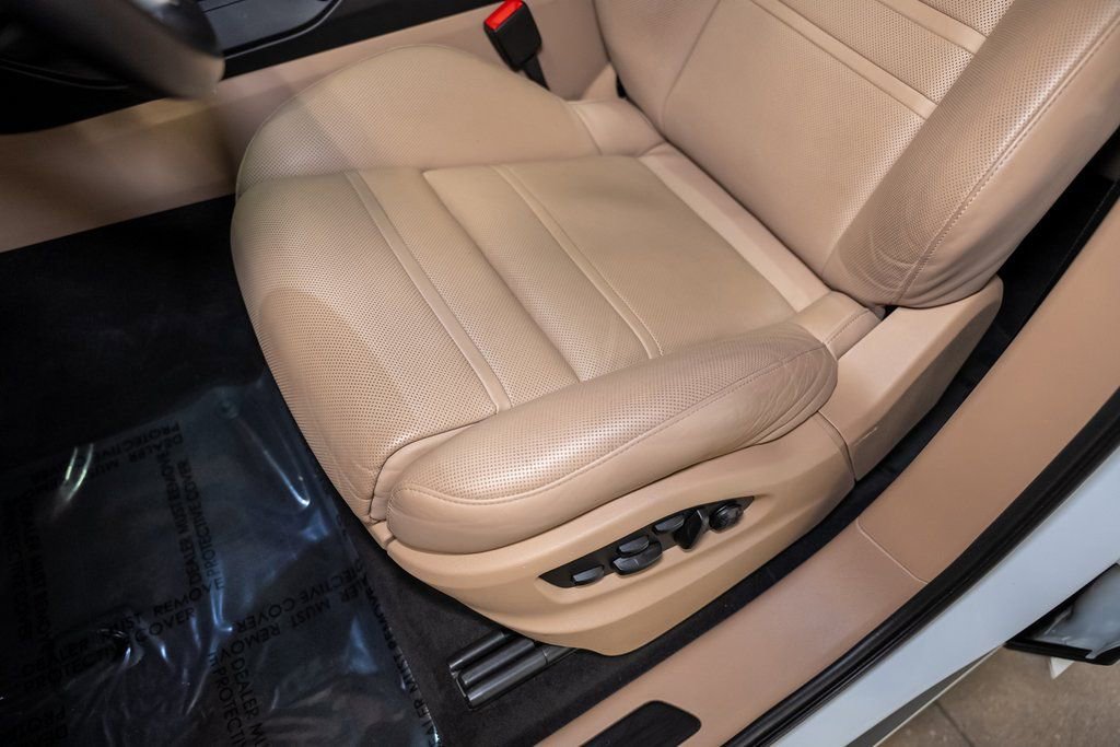 Used 2022 Porsche Cayenne GTS image 32