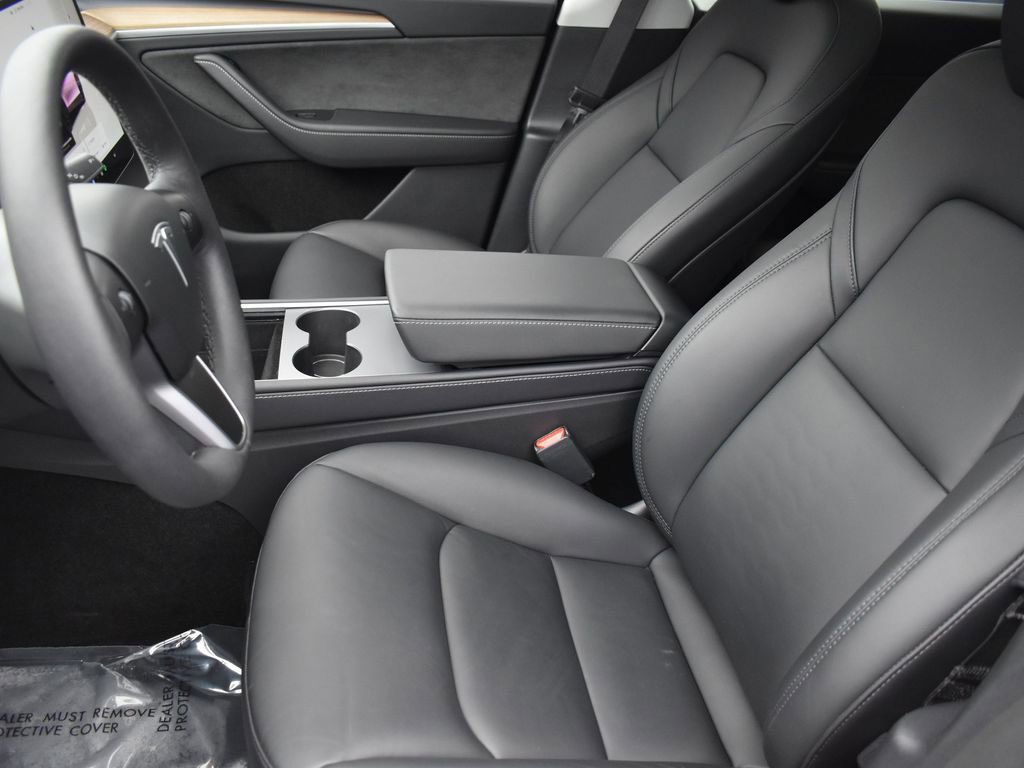 Used 2024 Tesla Model Y Performance AWD/4WD image 13