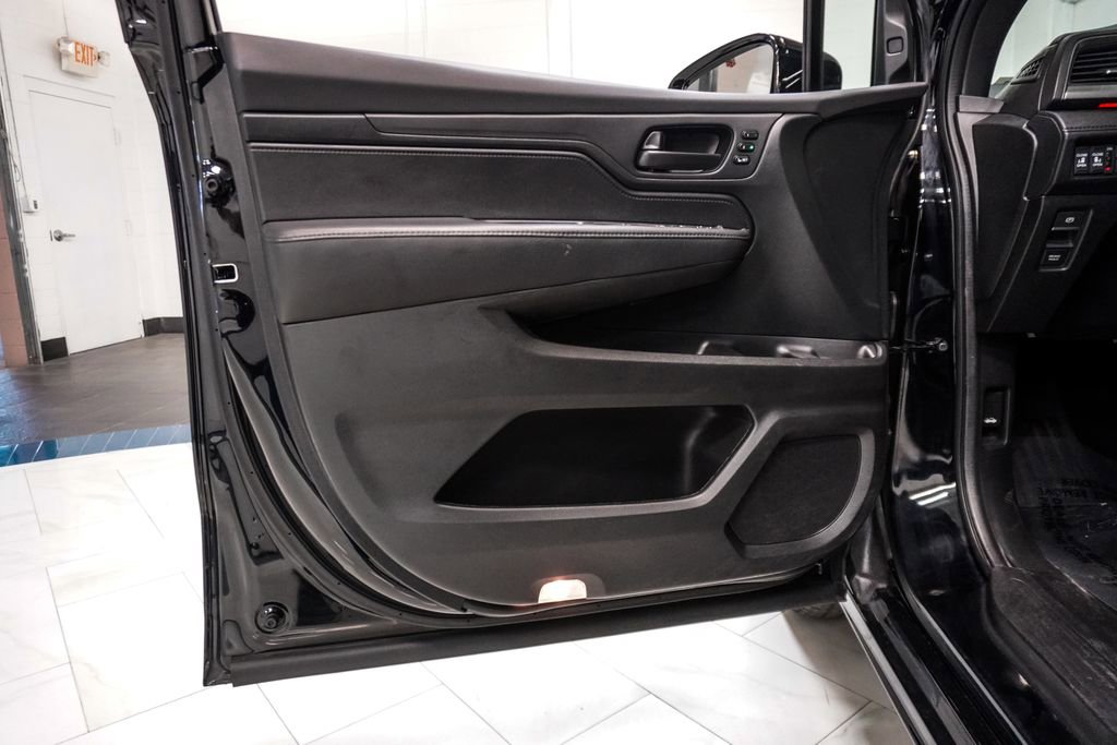 Used 2023 Honda Odyssey Sport image 22