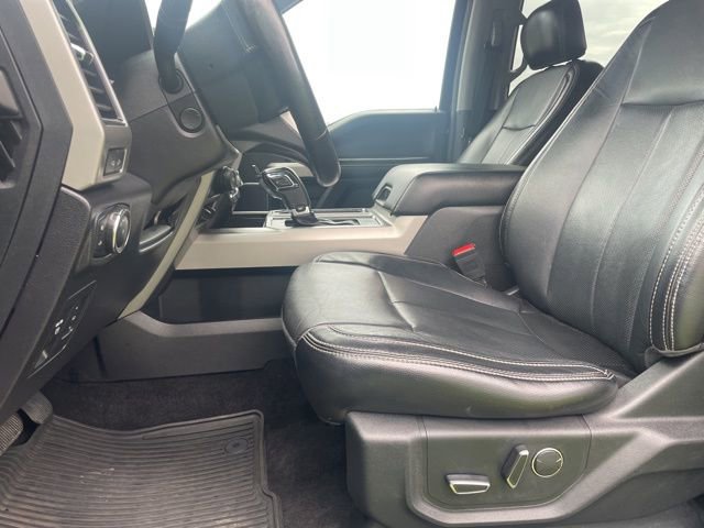 Used 2018 Ford F150 Lariat w/ Equipment Group 502A Luxury AWD/4WD image 8