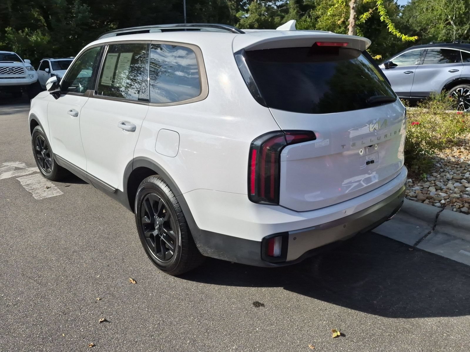 Used 2023 Kia Telluride SX X-Pro AWD/4WD image 5