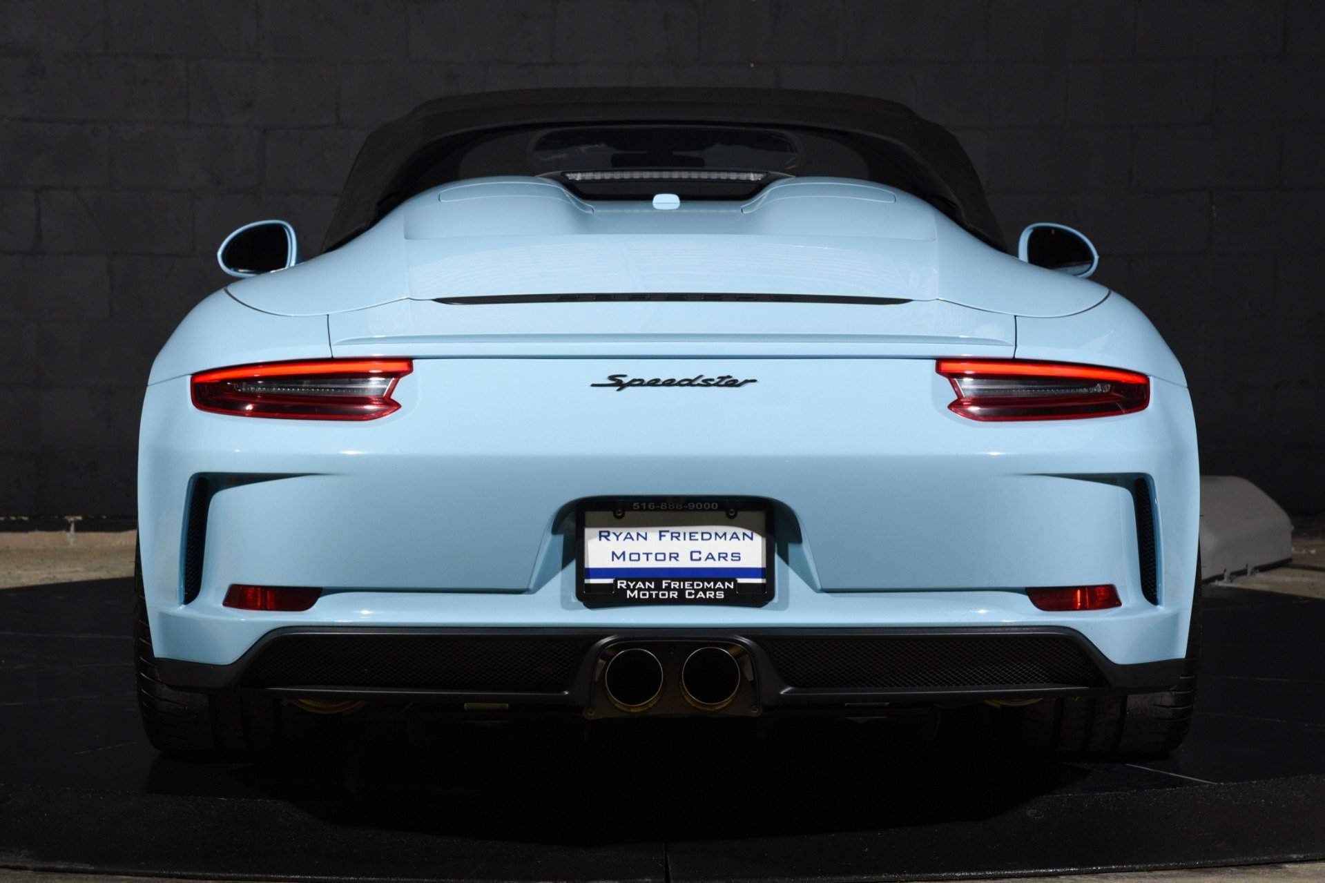 Used 2019 Porsche 911 Speedster RWD image 14