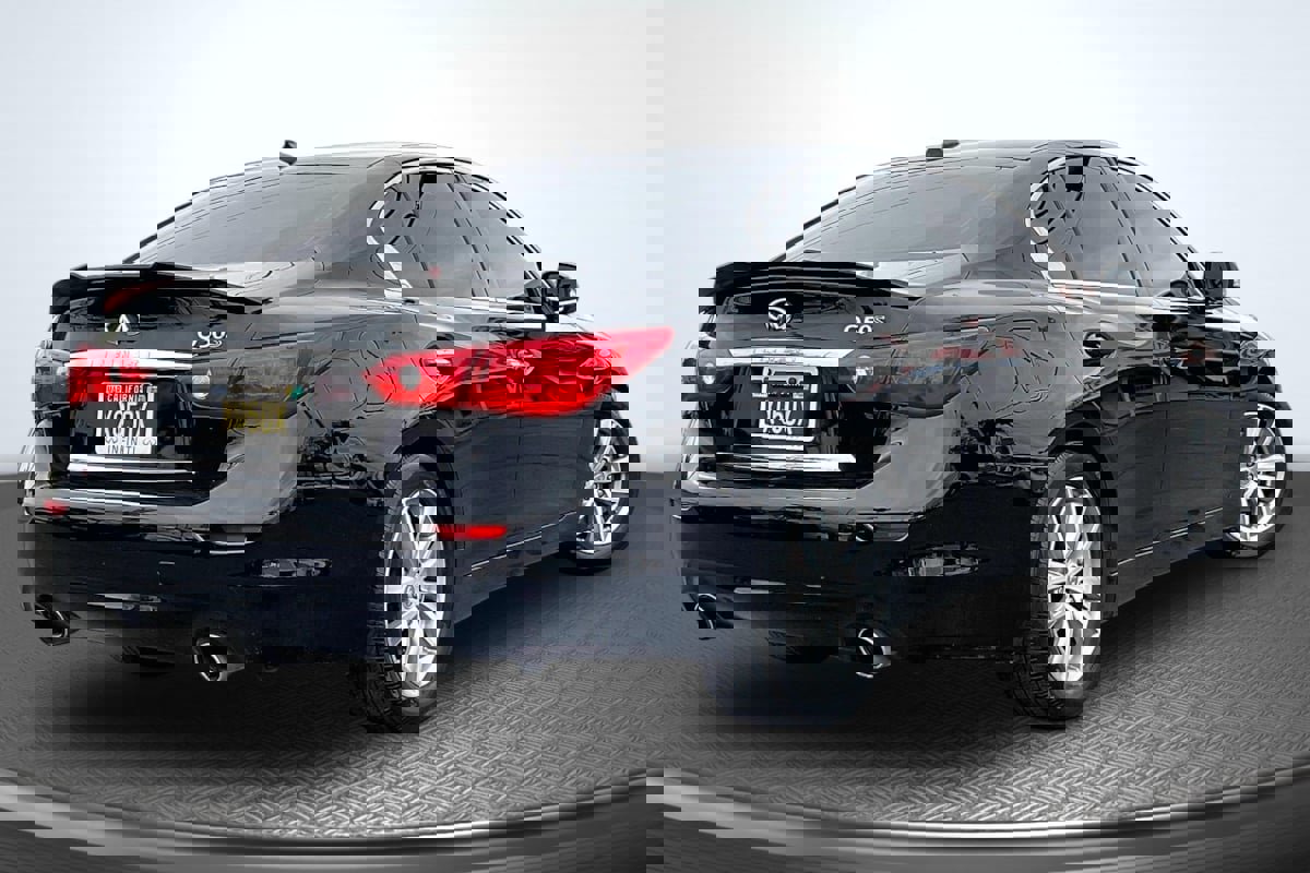 Used 2015 INFINITI Q50 Premium w/ Navigation Package image 13