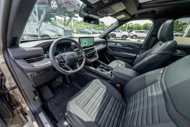 New 2026 Ford Explorer ST-Line w/ ST-Line Street Pack AWD/4WD image 34