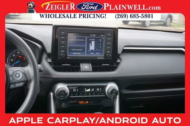 Used 2022 Toyota RAV4 XLE image 15