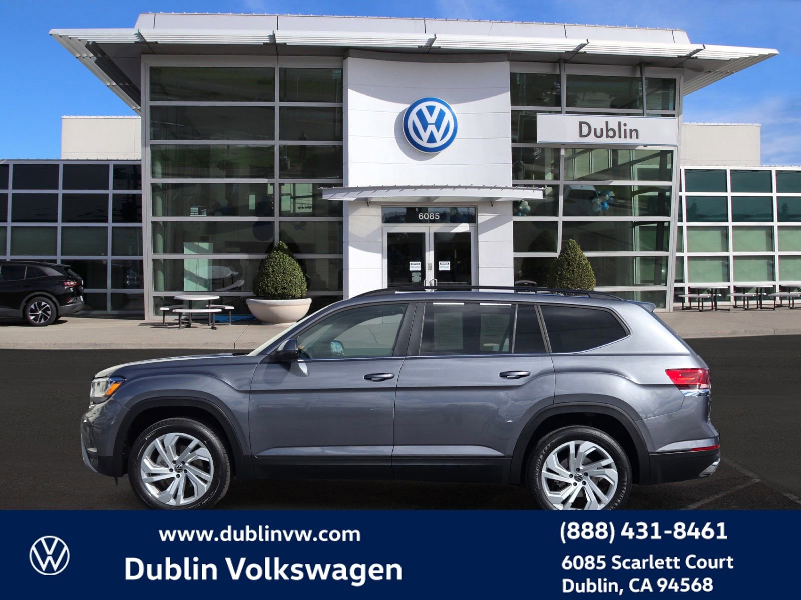 Certified 2023 Volkswagen Atlas SE w/ Panoramic Sunroof Package image 7