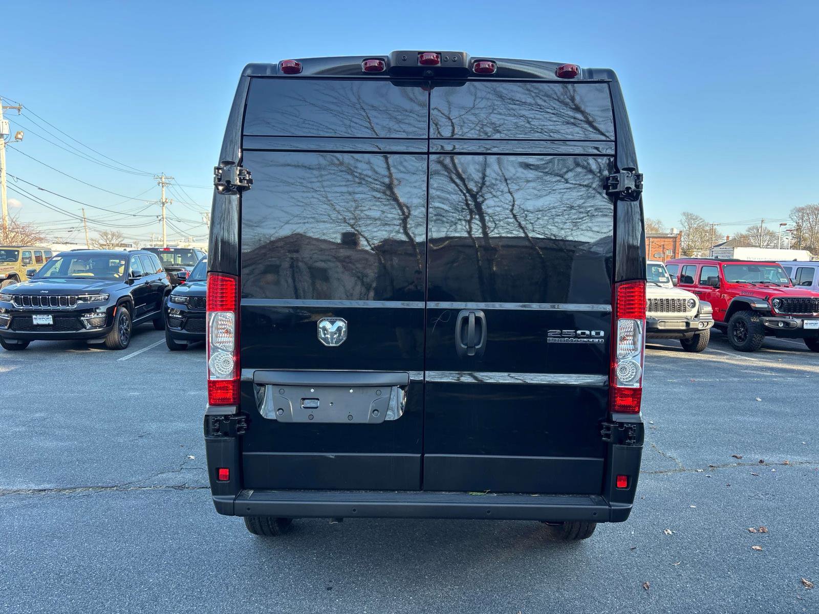 New 2026 RAM ProMaster 2500 w/ Quick Order Package 22G SLT image 3