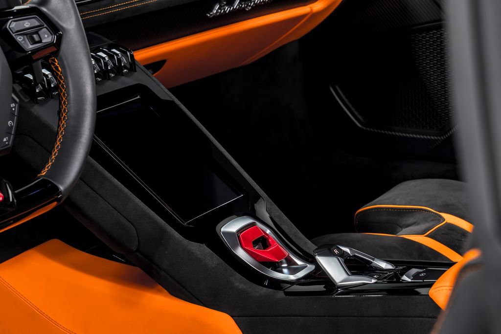 Used 2023 Lamborghini Huracan Tecnica image 22