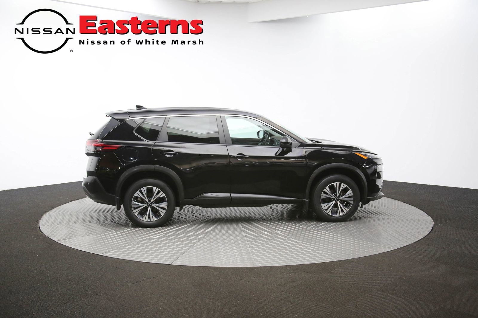 Used 2022 Nissan Rogue SV image 38