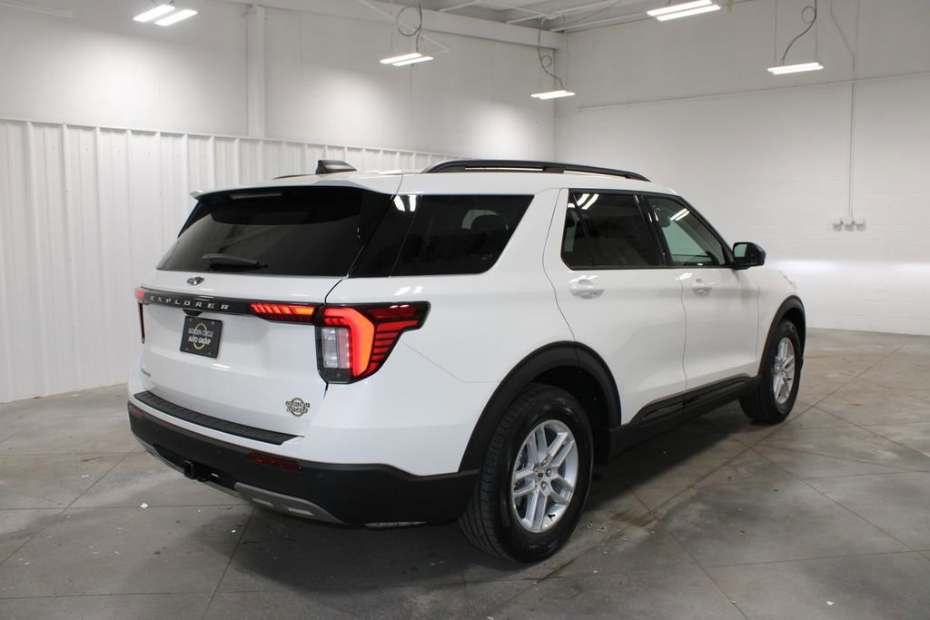 New 2026 Ford Explorer Active image 8