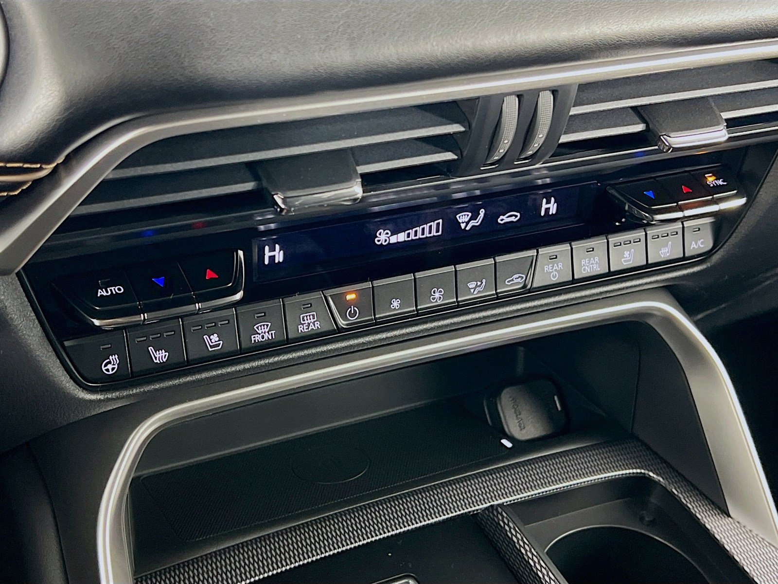 New 2026 MAZDA CX-90 Plug-In Hybrid w/ Premium Plus AWD/4WD image 10