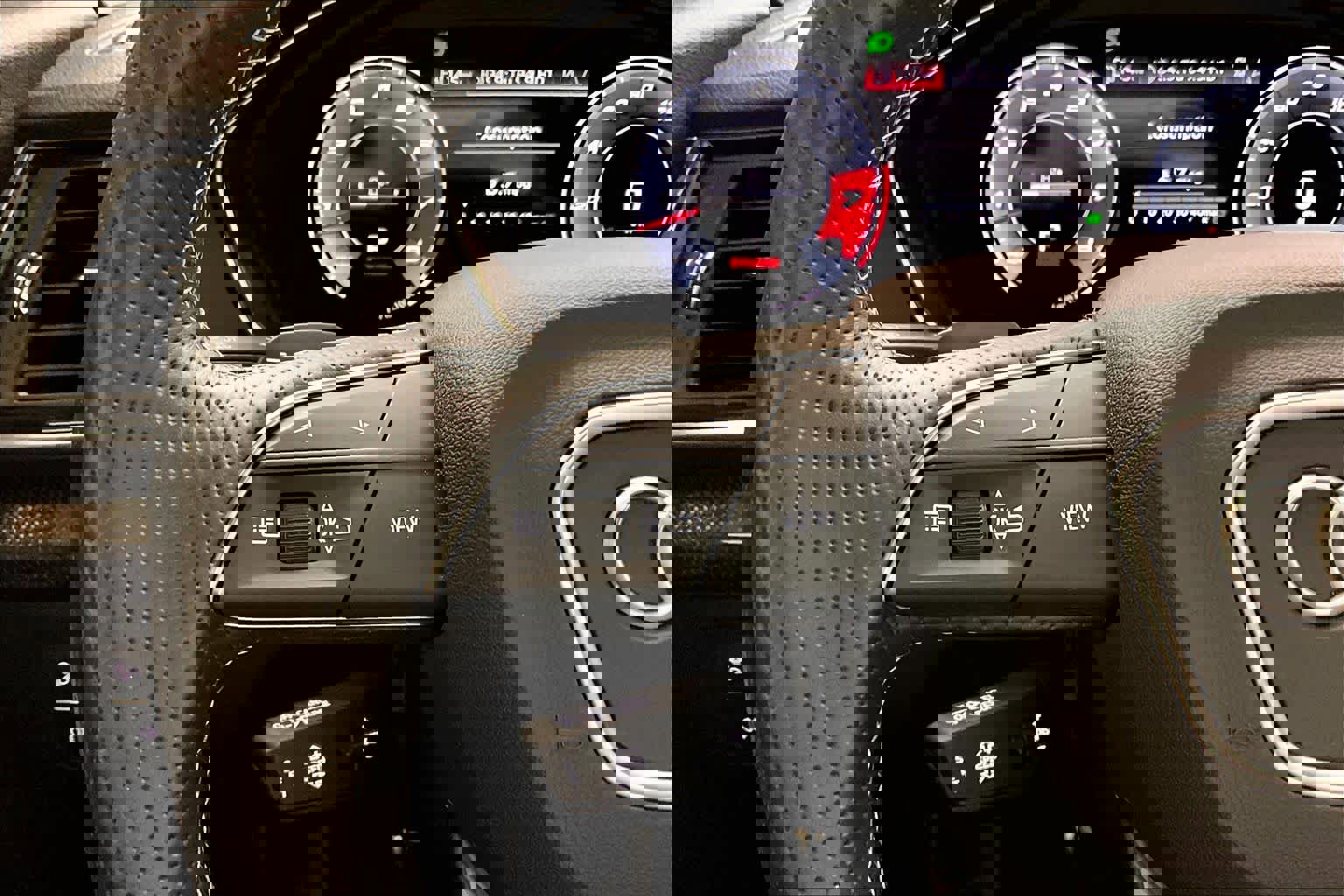 Certified 2023 Audi SQ5 Premium Plus w/ Premium Plus Package image 23