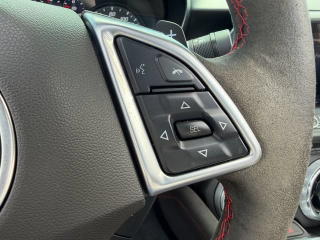 Used 2022 Chevrolet Camaro ZL1 RWD image 23