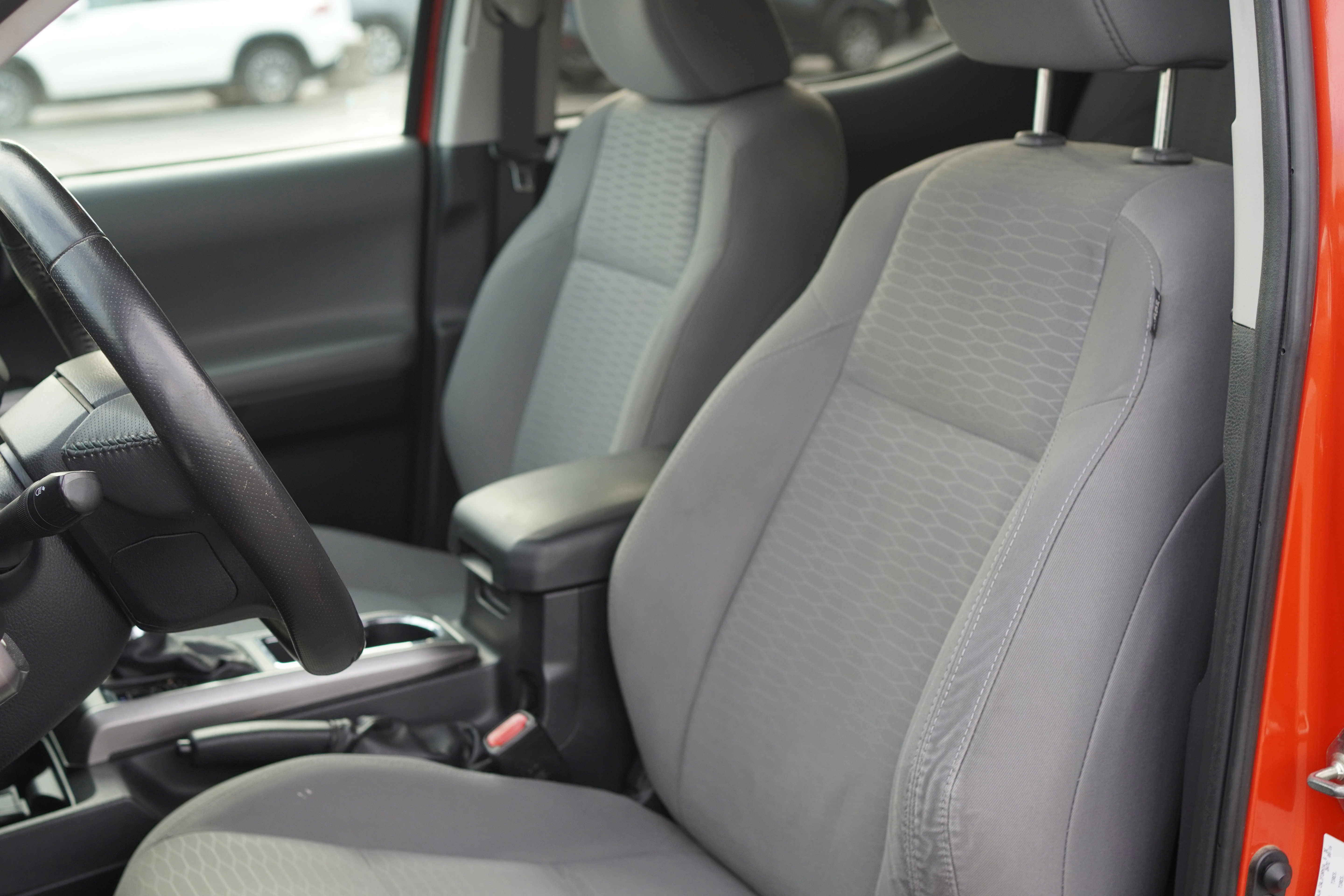 Used 2017 Toyota Tacoma SR5 image 26