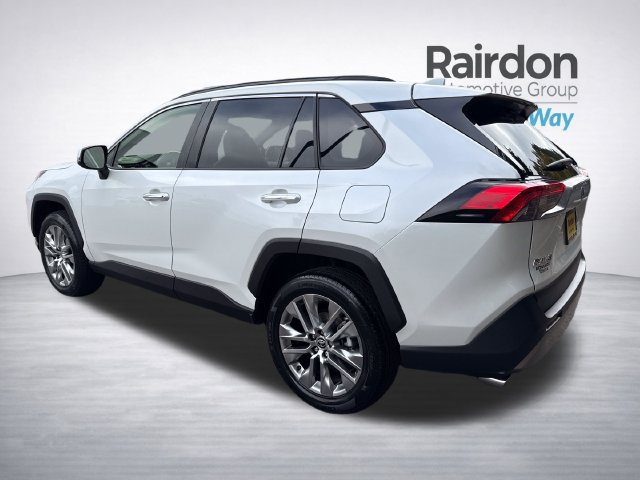 Used 2023 Toyota RAV4 Limited w/ Limited Grade Weather Package AWD/4WD image 5